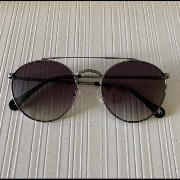 Banana republic sunglasses